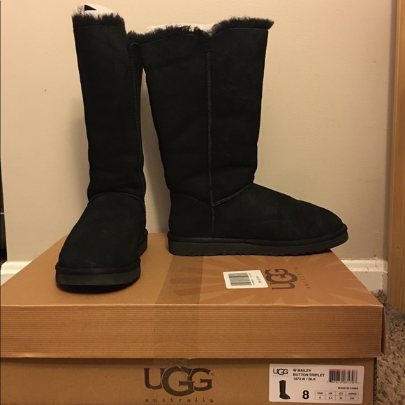 UGG Bailey Button Triplet Genuine Shearling Boot - Picture 3 of 8